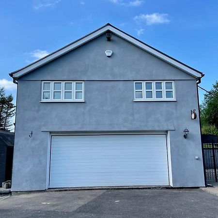 The Annex At Pantglas Farm Pontyclun Exterior photo